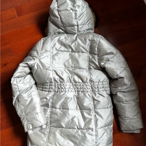 Lands End kids Girls long fleece lined jacket with removable fur hood (large) - Picture 12 of 12